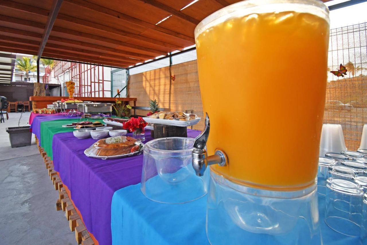לה פז The Westmarine Waterfront Hotel מראה חיצוני תמונה