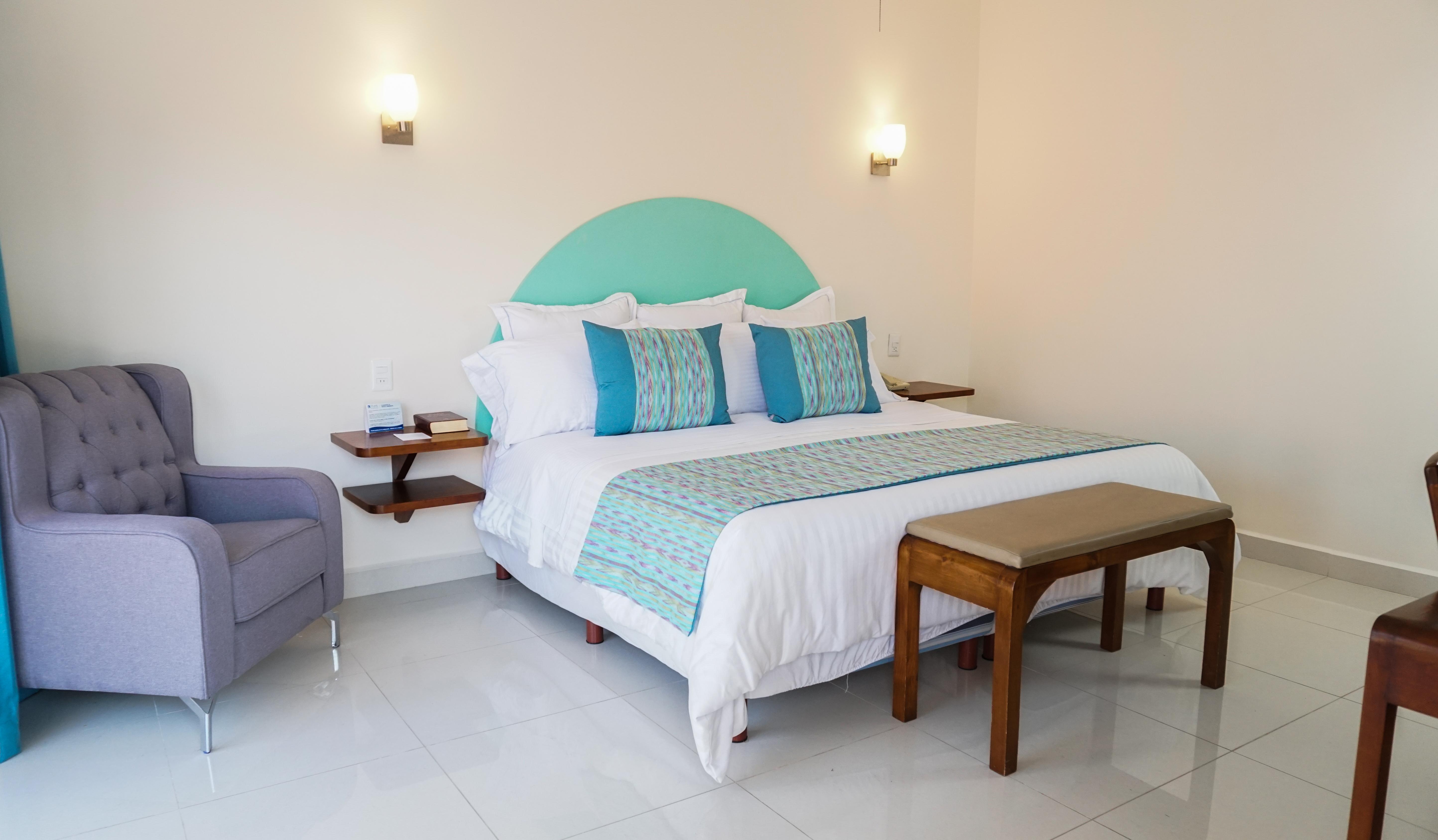 לה פז The Westmarine Waterfront Hotel מראה חיצוני תמונה