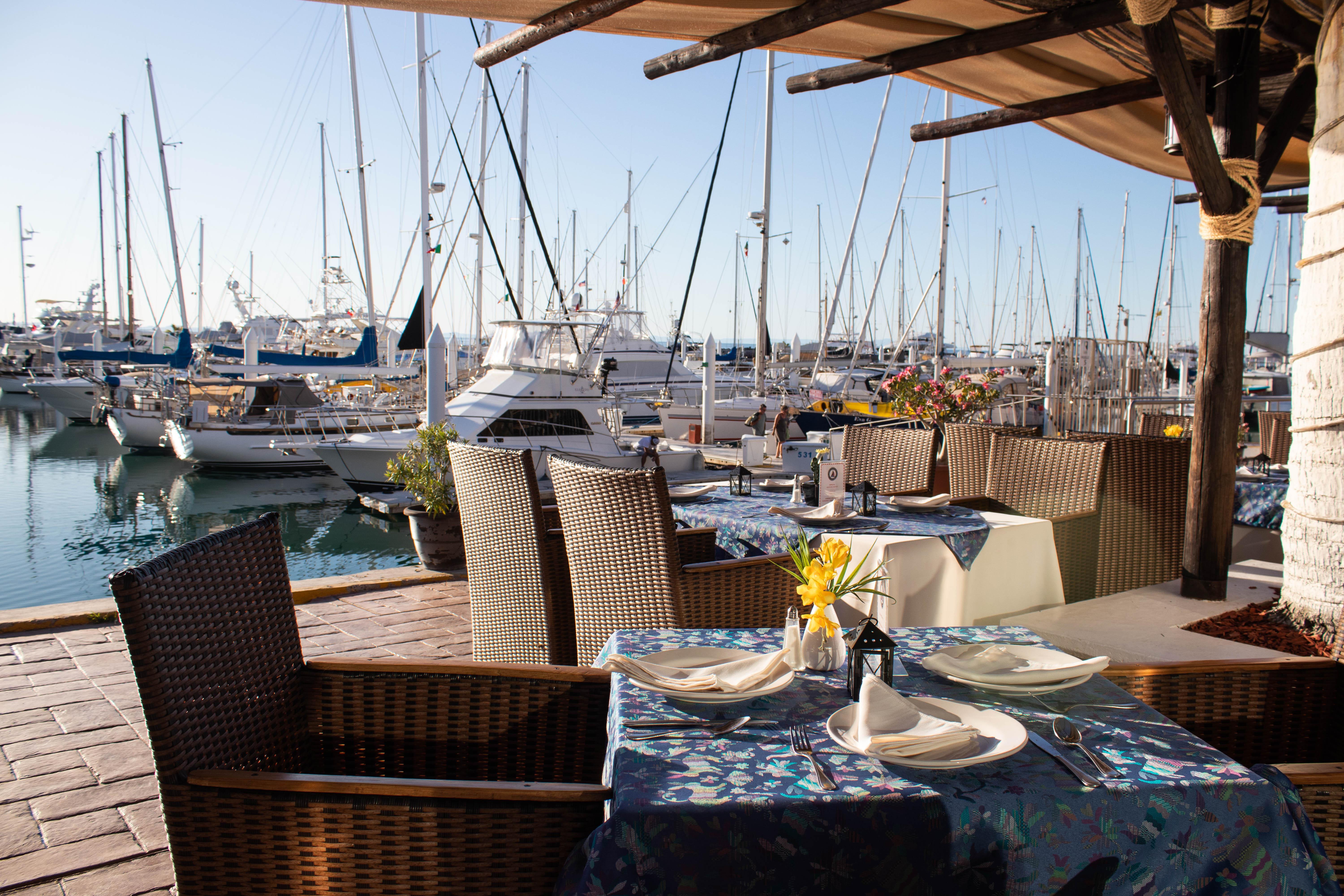 לה פז The Westmarine Waterfront Hotel מראה חיצוני תמונה