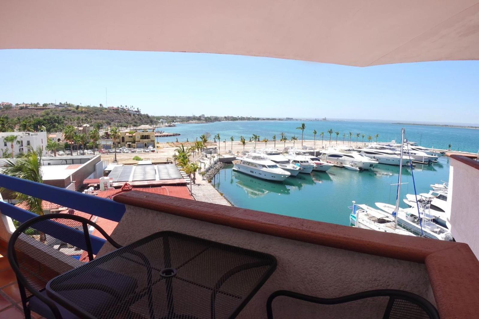 לה פז The Westmarine Waterfront Hotel מראה חיצוני תמונה