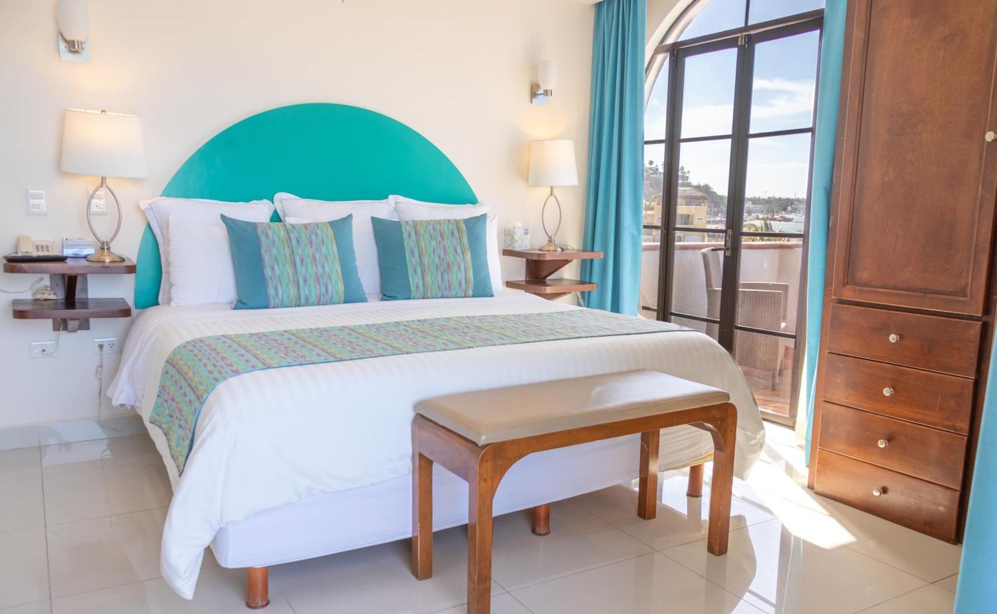 לה פז The Westmarine Waterfront Hotel מראה חיצוני תמונה